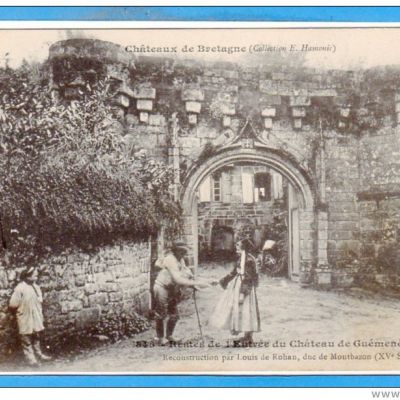Guémené-sur-Scorff. Entrée du Château des Rohan. Cliché CPA